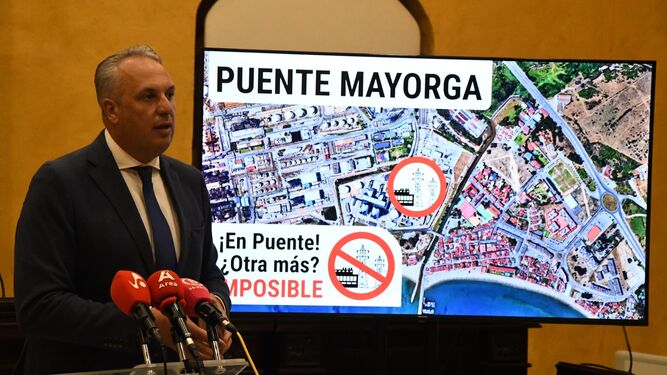 Juan Carlos Ruiz Boix presenta la campaña de rechazo a la ampliación de la subestación de Puente Mayorga