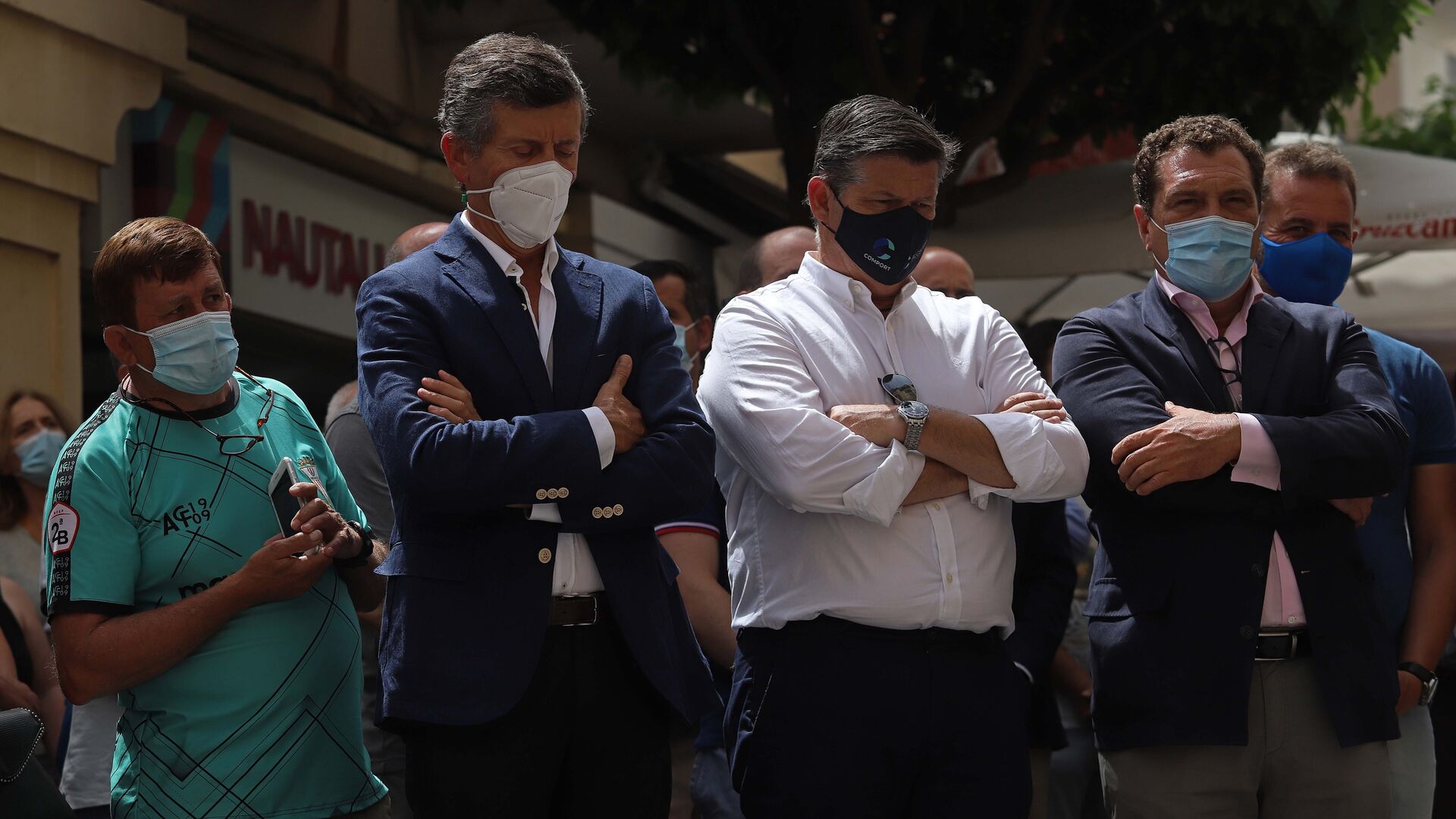 Fotos del minuto de silencio por el agente de Aduanas Jos&eacute; Luis Dom&iacute;nguez Iborra en Algeciras
