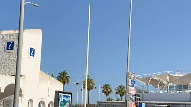 La Banderas Azules dejaron de ondear en las playas el pasado 17 de julio.
