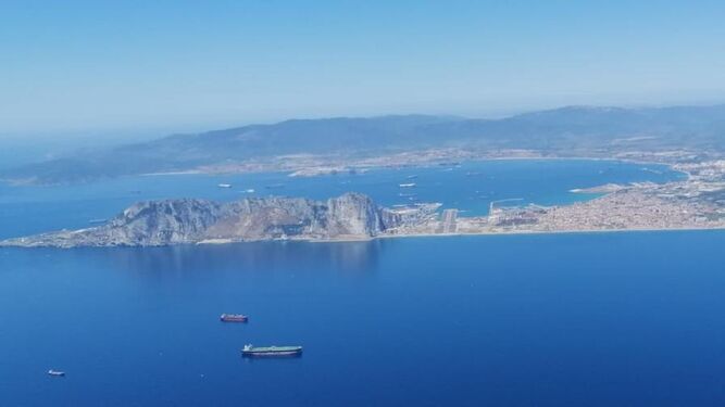 Vista aérea de la Bahía de Algeciras.