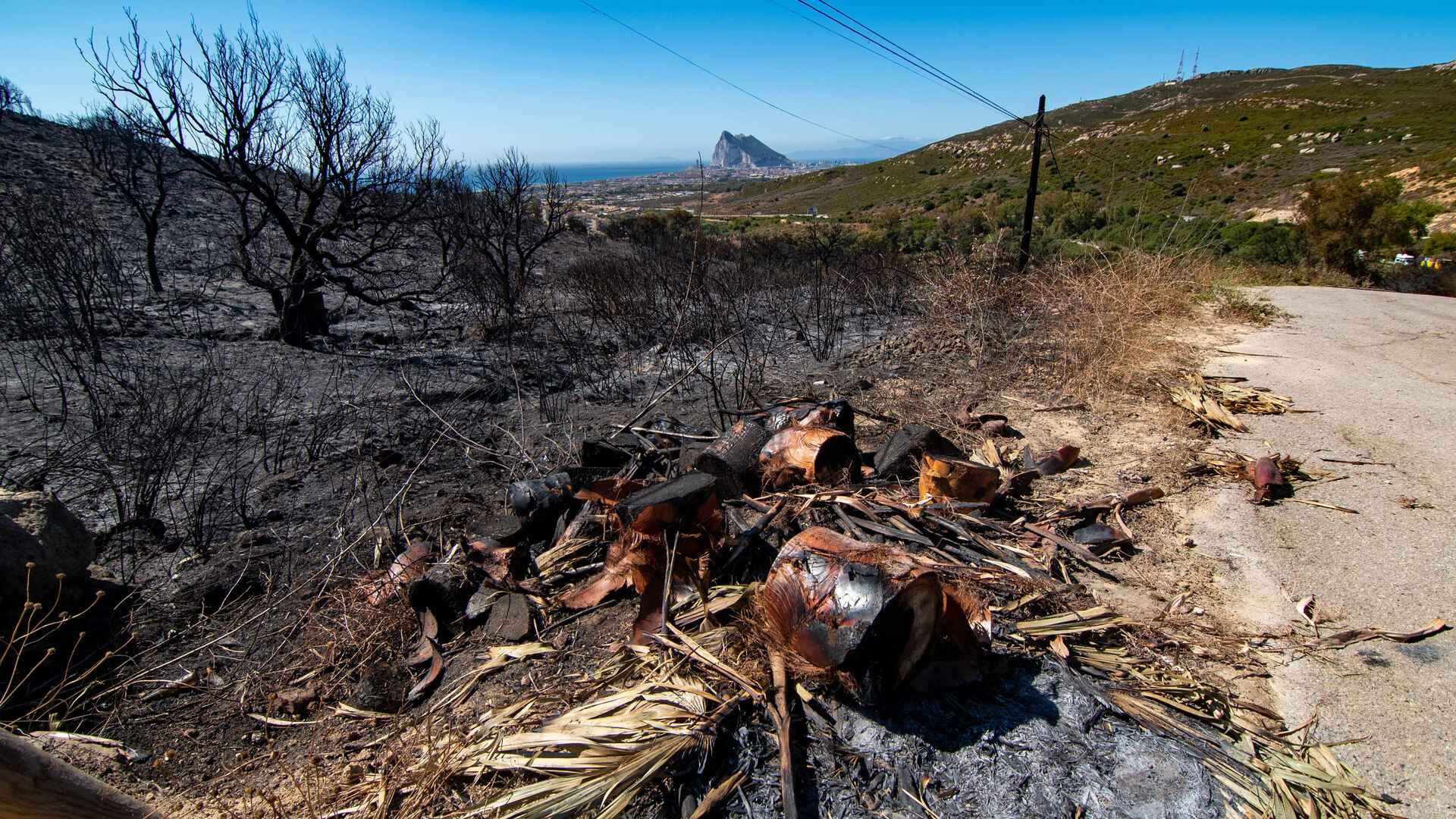 La fotos de la extincion del incendio en el Higuer&oacute;n
