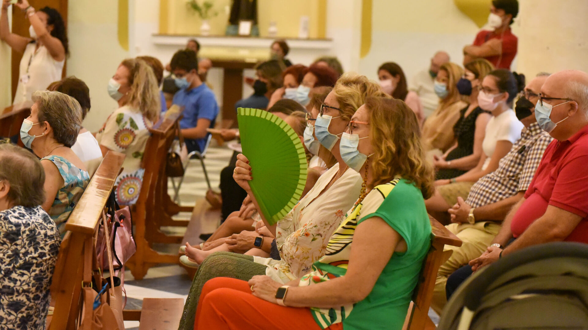 Las fotos de la peregrinacion religiosa Madre Ven en la Iglesia de La Palma