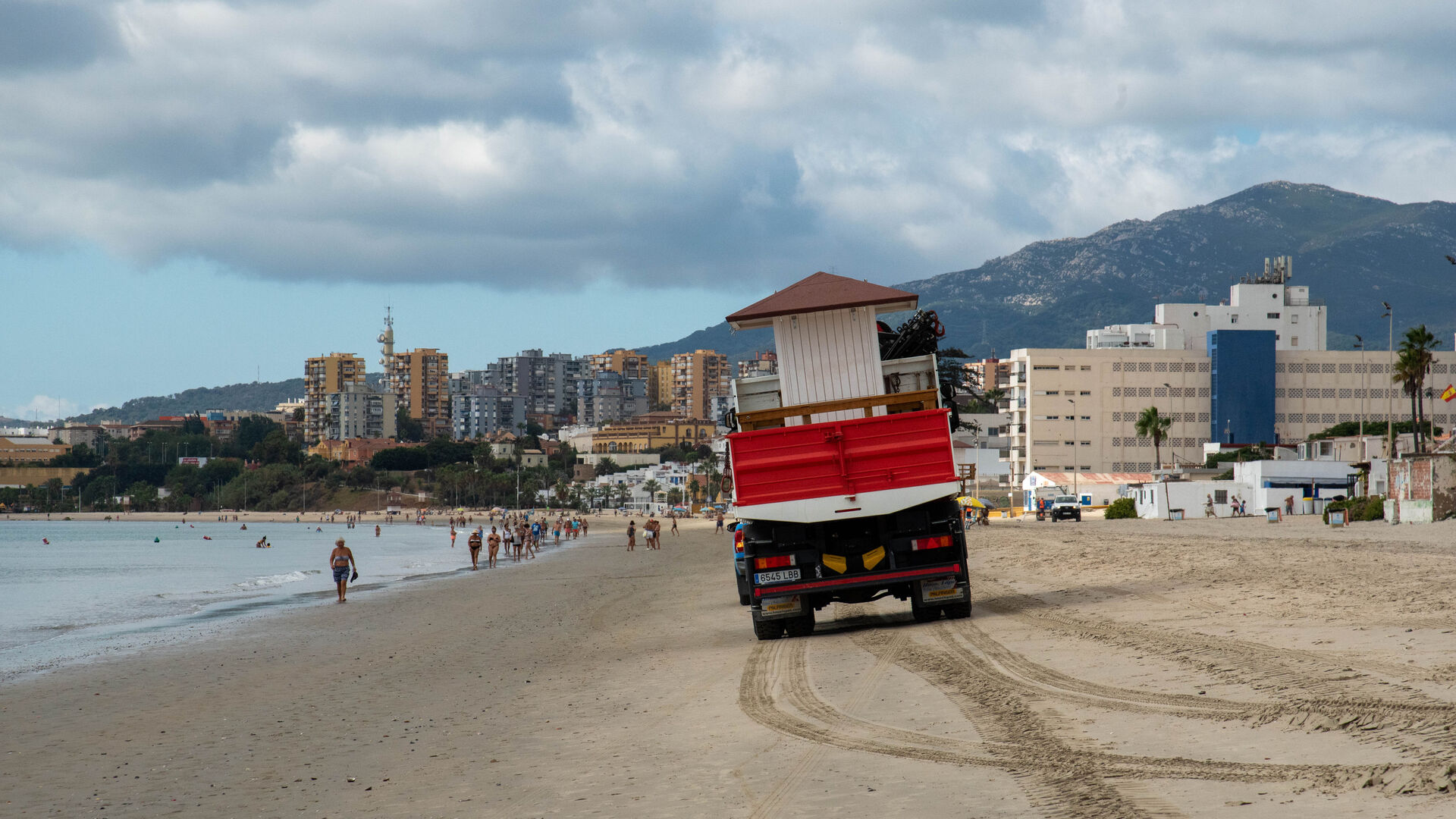 Las fotos del fin de la temporada de playas en Algeciras