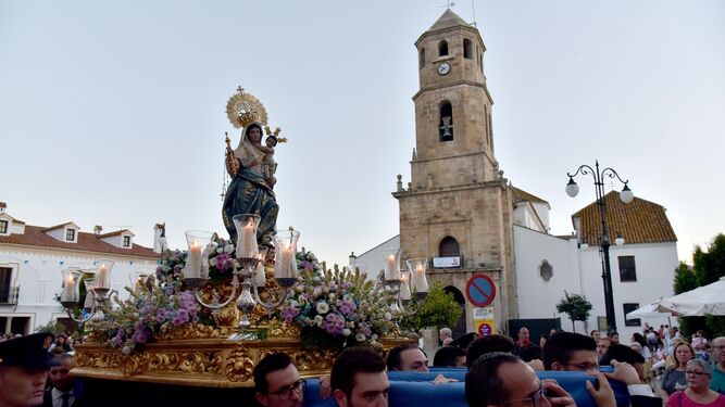 La Virgen del Rosario de Los Barrios.