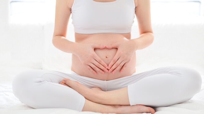 Una embarazada negacionista acude al parto con su abogado para no someterse a una PCR
