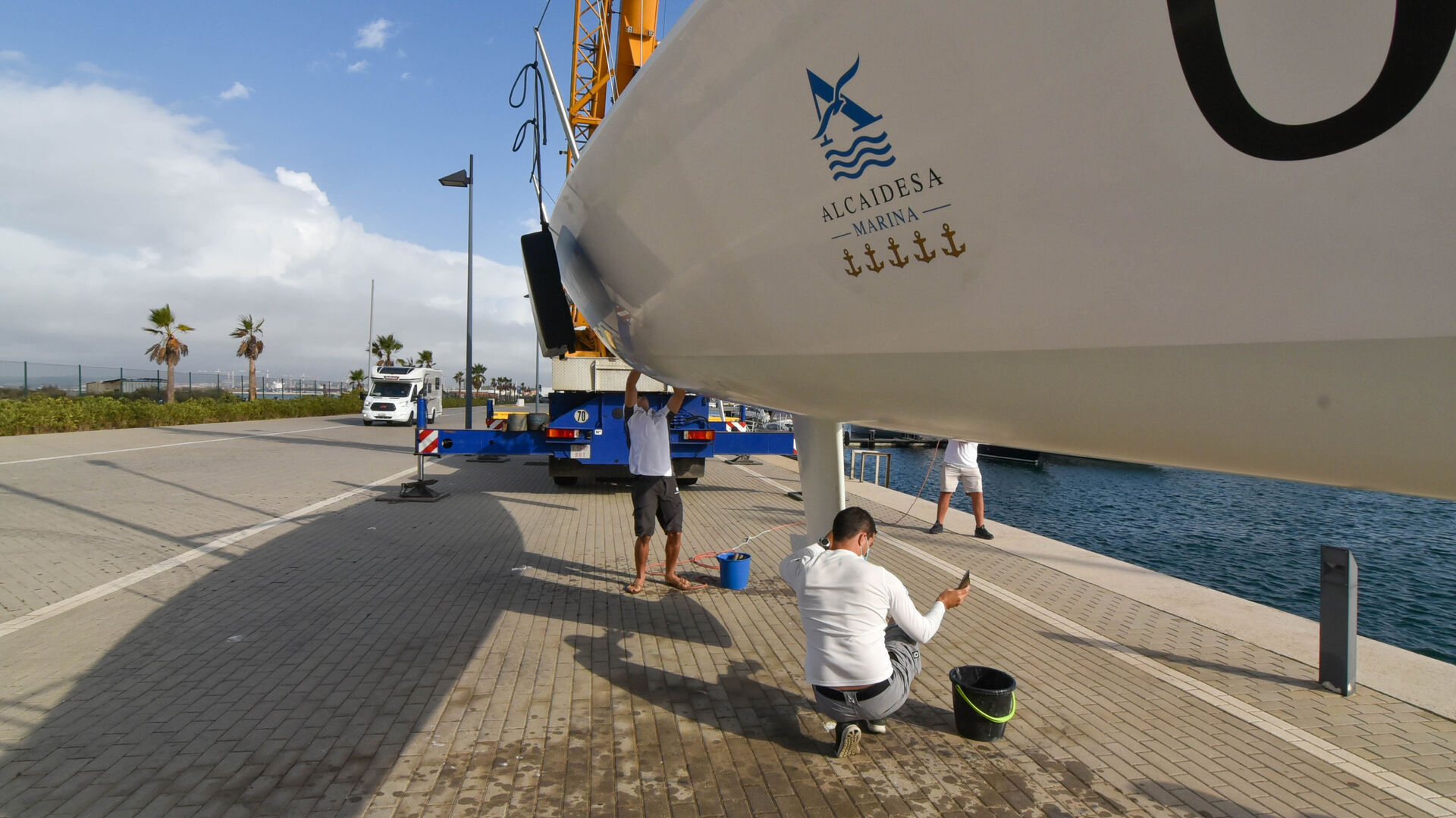 Fotos de los preparativos de la regata de vela J80 del Campeonato de Espa&ntilde;a