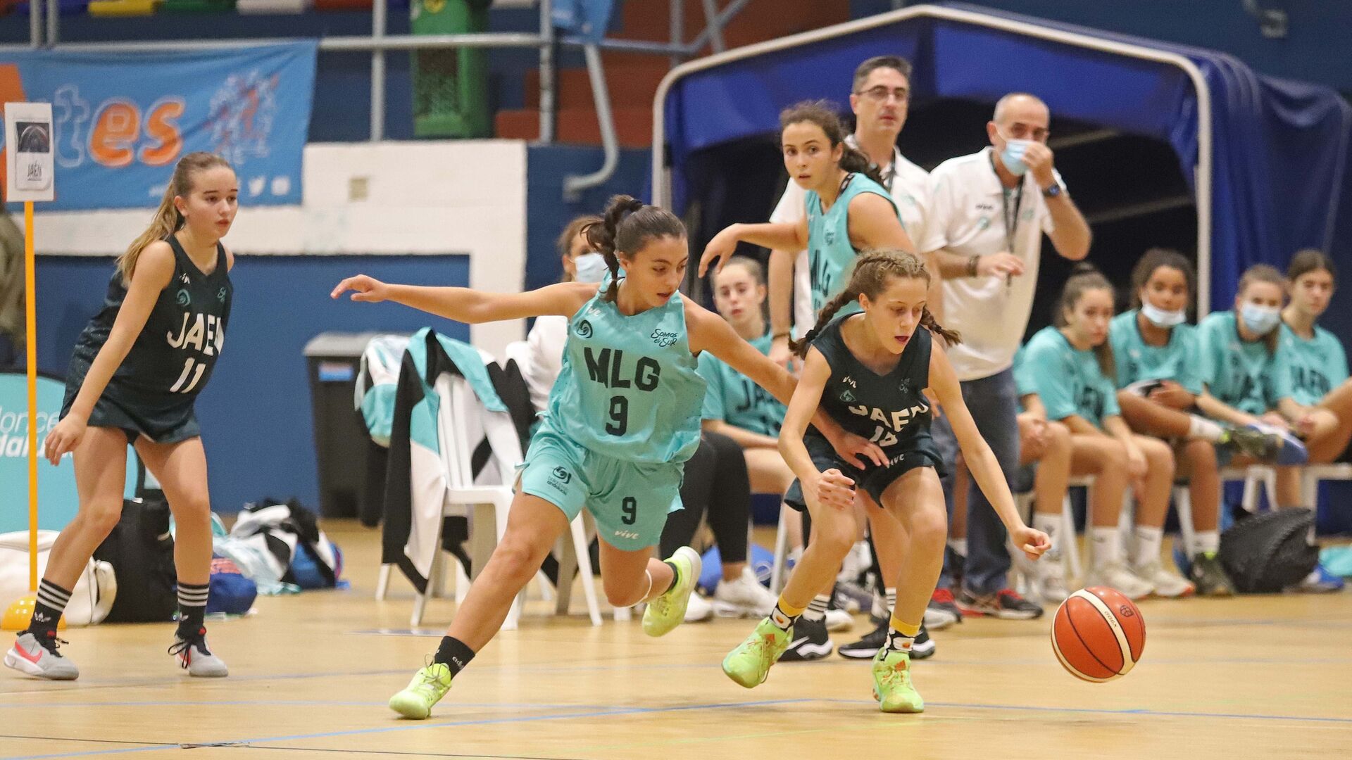 Fotos de la segunda jornada del Andaluza de baloncesto infantil en La L&iacute;nea