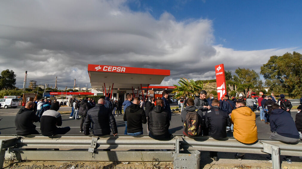 Primera jornada de huelga del sector del metal en el Campo de Gibraltar