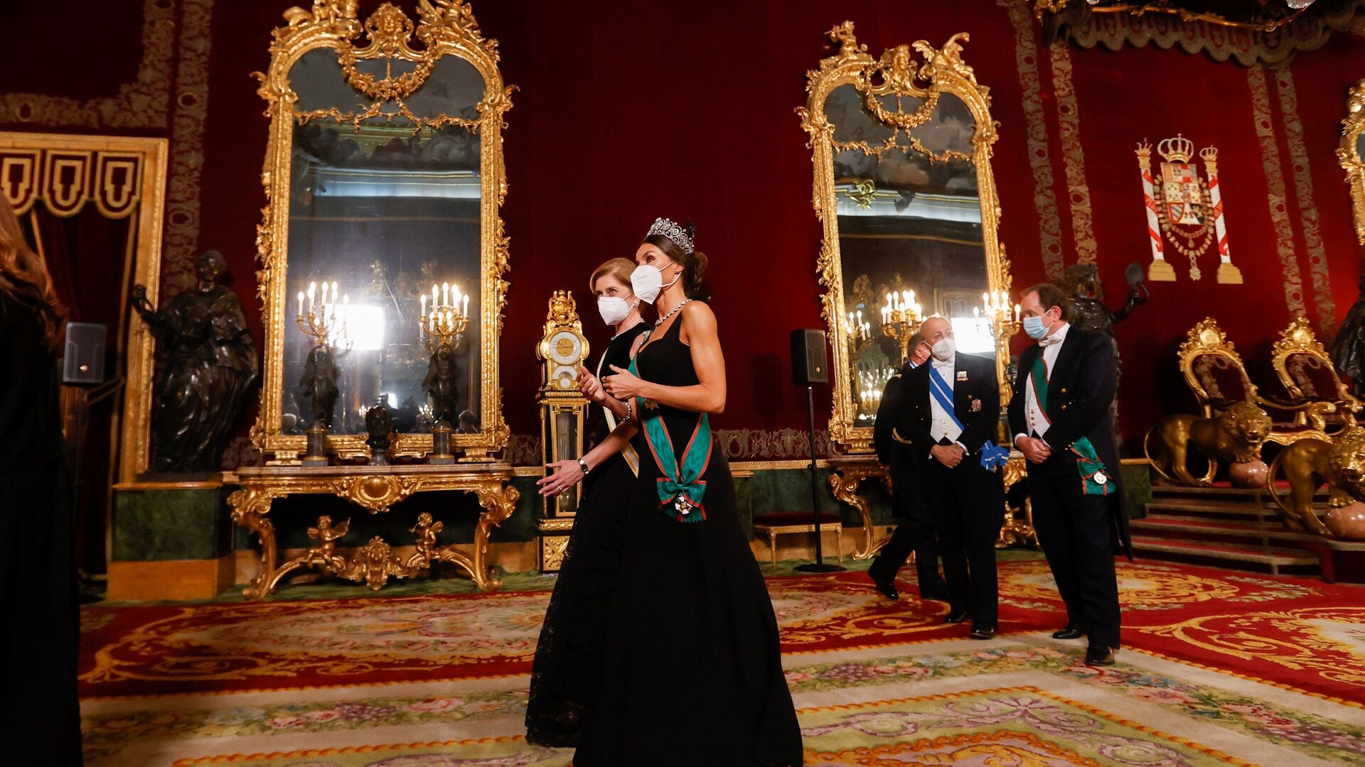 Las fotos de Do&ntilde;a Letizia junto a la hija del presidente italiano