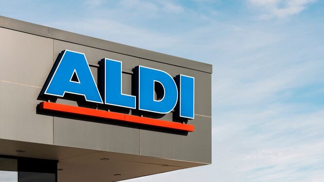 Logo de ALDI en uno de sus supermercados.