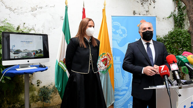 María Solanes y José Ignacio Landaluce, durante la presentación del proyecto de Presupuestos