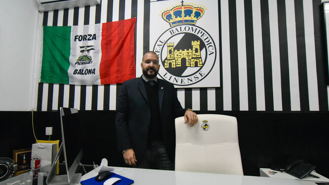 Raffaele Pandalone, en su despacho en la Real Balompédica