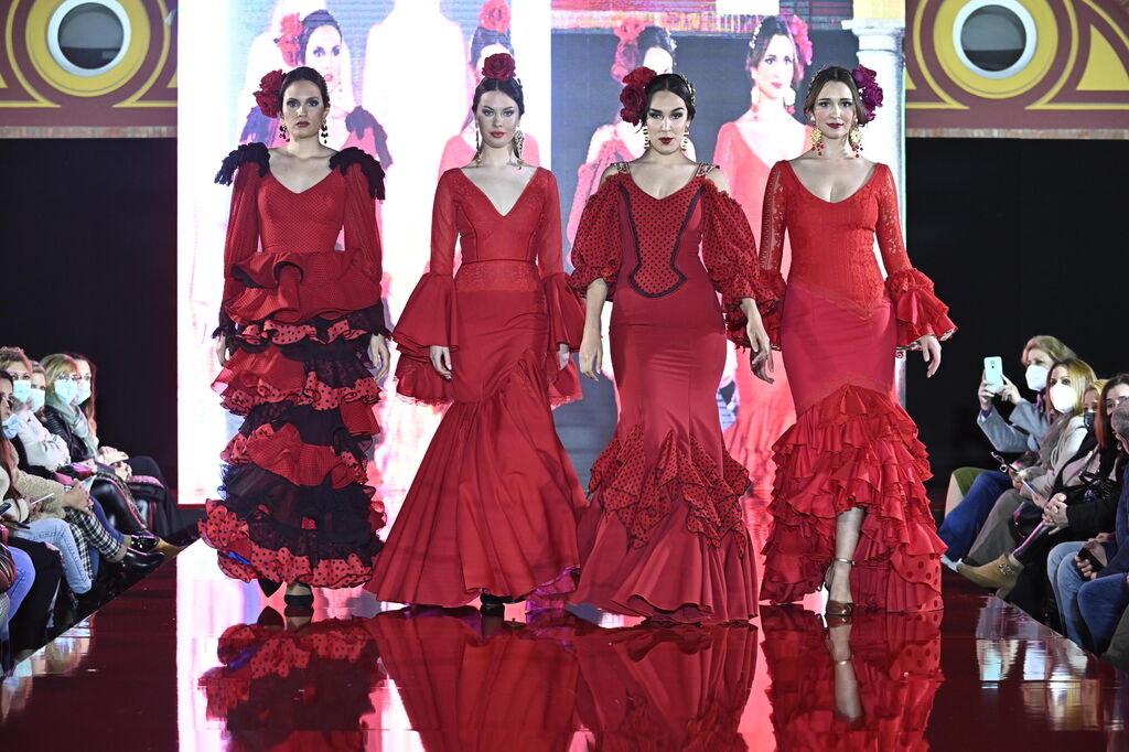 El desfile de Aurora Gavi&ntilde;o en Pasarela Huelva Flamenca 2022, todas las fotos