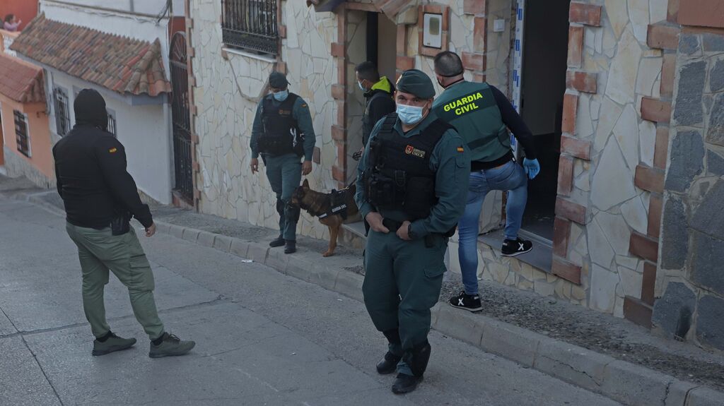 Fotos de los registros de la Guardia Civil en Algeciras