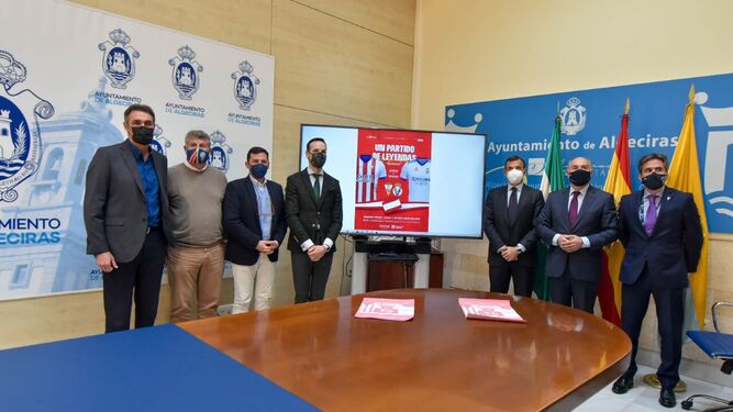 La presentación del partido de los veteranos del Algeciras y el Madrid.