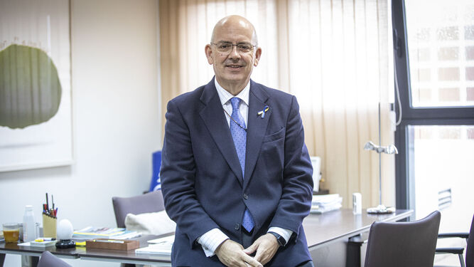 Javier Sánchez Rojas, en su despacho de la CEC.