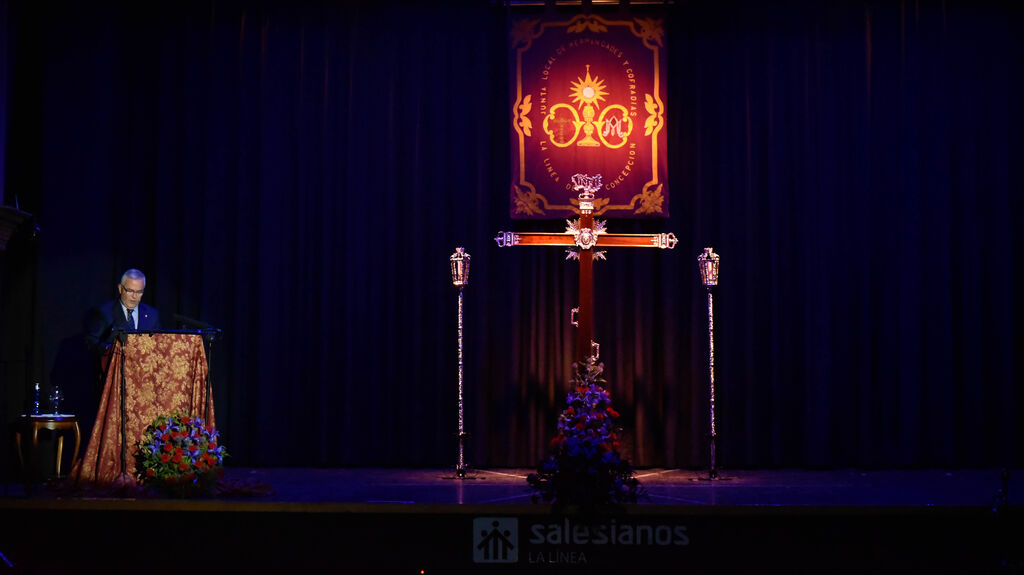 Fotos del preg&oacute;n de Semana Santa de La L&iacute;nea