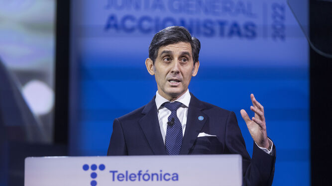 El presidente de Telefónica, José María Álvarez-Pallete, interviene durante la Junta General de Accionistas 2022 celebrada este viernes en la sede de la empresa en Madrid.