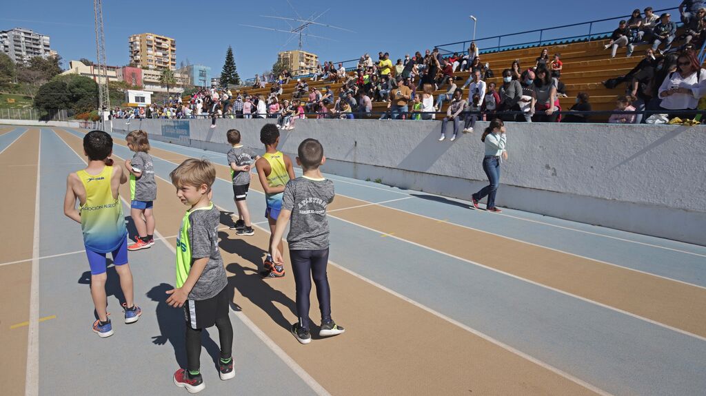 Fotos de la final de los Juegos Municipales de atletismo en Algeciras