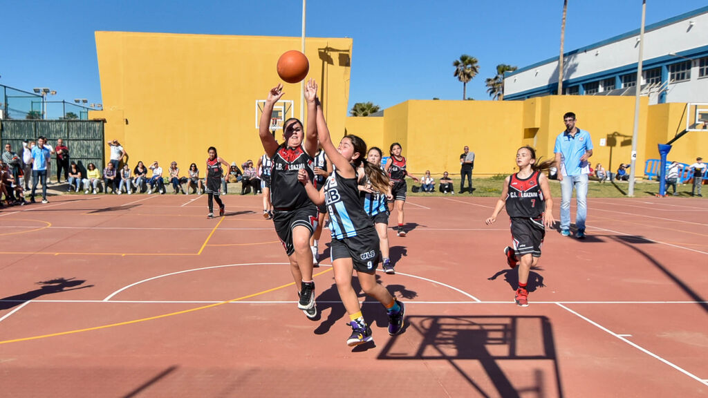 Las fotos del torneo Jes&uacute;s Vidal de baloncesto en La L&iacute;nea