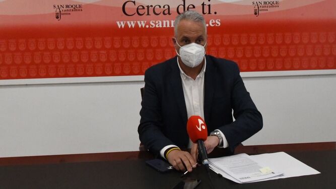 Juan Carlos Ruiz Boix, con mascarilla, en una comparecencia reciente.
