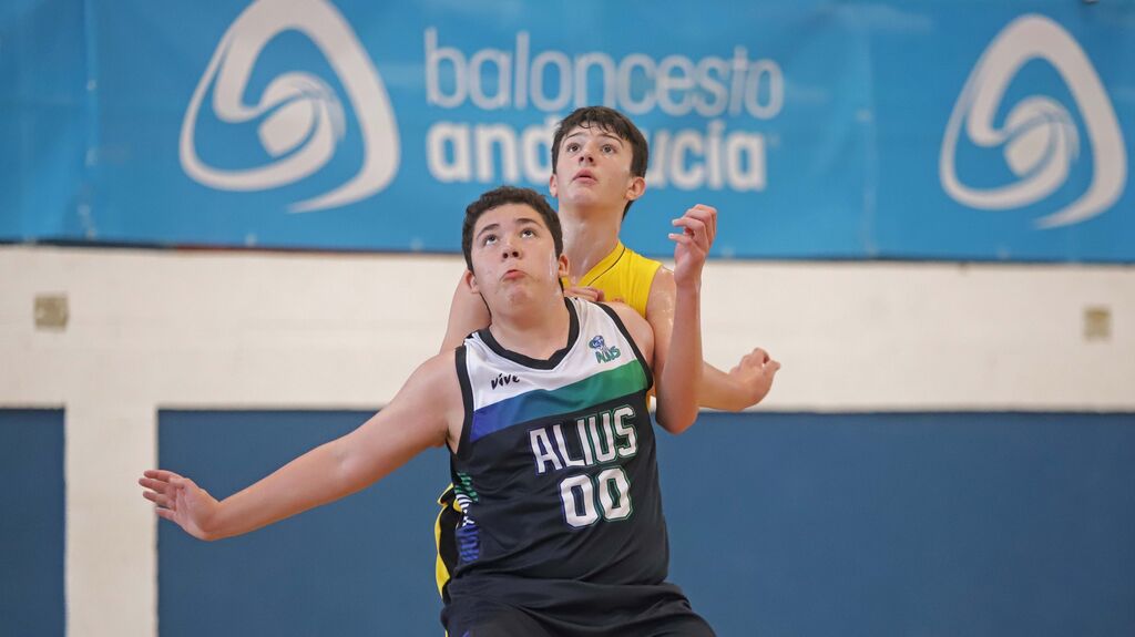 Tercera jornada del campeonato de Andaluc&iacute;a de Baloncesto infantil masculino en La L&iacute;nea