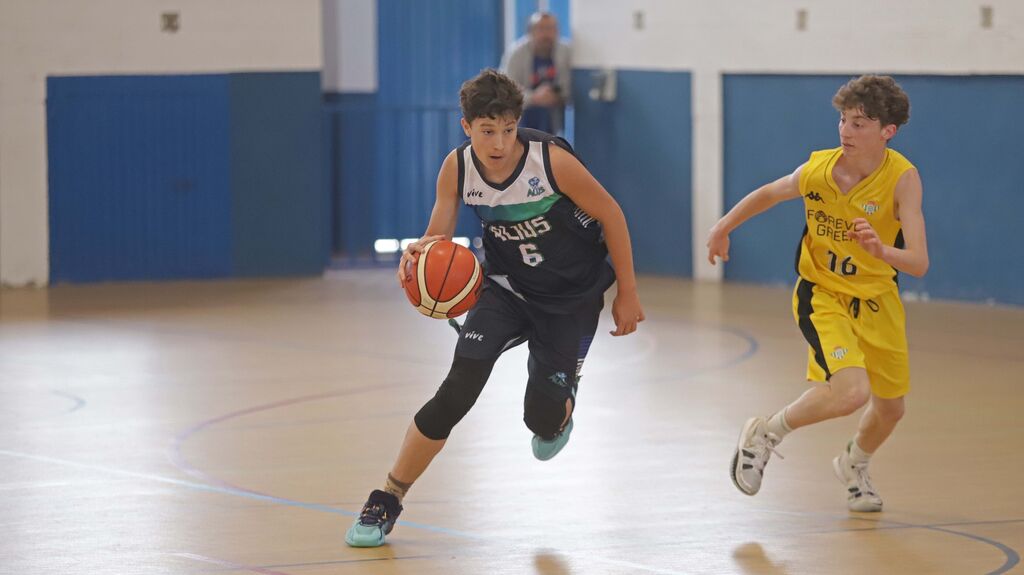 Tercera jornada del campeonato de Andaluc&iacute;a de Baloncesto infantil masculino en La L&iacute;nea