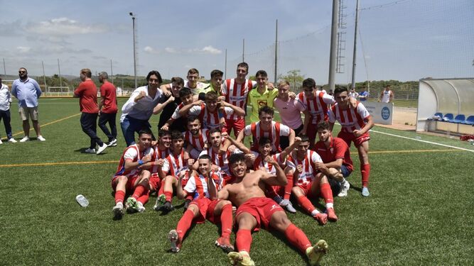 El Algeciras juvenil, tras su ascenso a la División de Honor