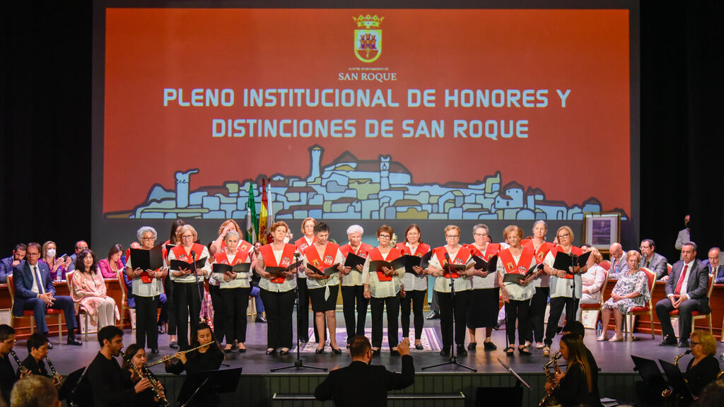 Pleno y entrega de reconocimientos por el 316 aniversario de San Roque"