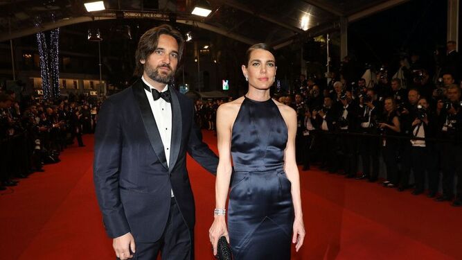 Carlota Casiraghi y Dimitri Rassam, en la alfombra roja de Cannes.