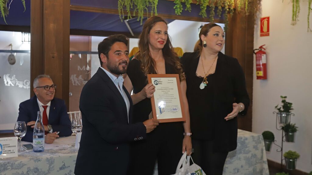 Fotos de la entrega de los premios de Mando Intermedios de Turismo y Hosteler&iacute;a en Palmones