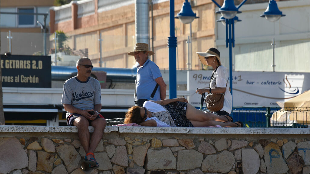 Las fotos de una tarde sol y playa en Algeciras