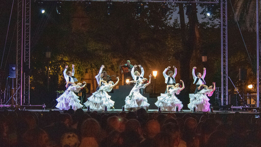 Fotos del espect&aacute;culo del Ballet Flamenco de Andaluc&iacute;a en el Encuentro de Guitarra Paco de Luc&iacute;a