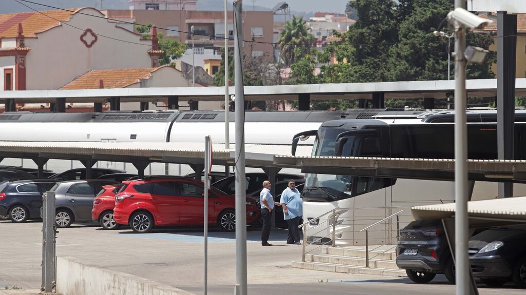 Fotos del primer d&iacute;a del servicio de autobuses de Renfe en la conexi&oacute;n Algeciras - Madrid