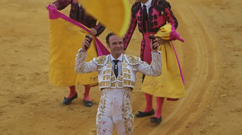 Fotos de la corrida de la Feria de San Roque: Andy Cartagena, Ferrera y El Fandi