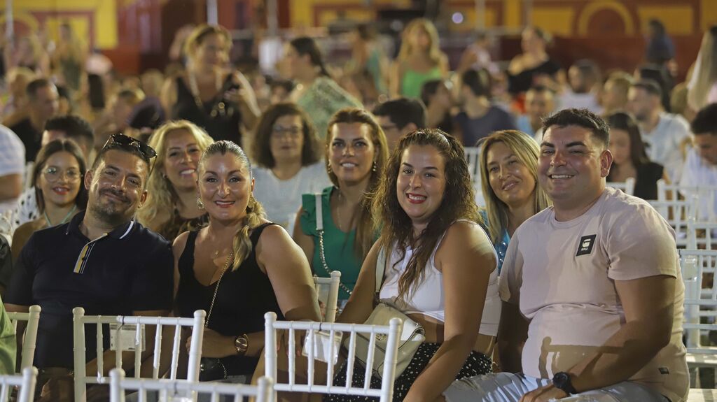 Ambiente en el concierto de Ni&ntilde;a Pastori en Algeciras