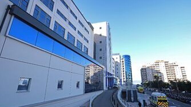 Acceso al Hospital San Bernardo de Gibraltar