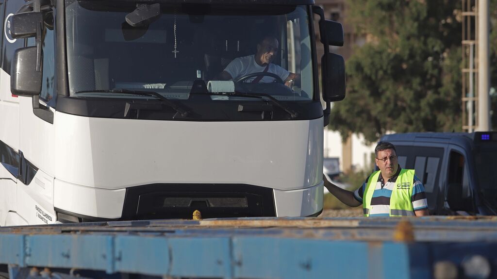 Fotos del paro de camioneros en el puerto de Algeciras