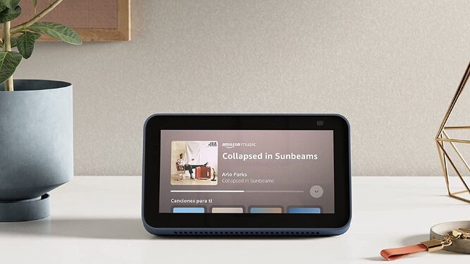 El Amazon Echo Show 5 está rebajado un 30%: la oportunidad perfecta para hacer tu hogar más inteligente