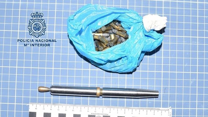 Bolígrafo-Pistola Intervenido al detenido en Málaga - CNP