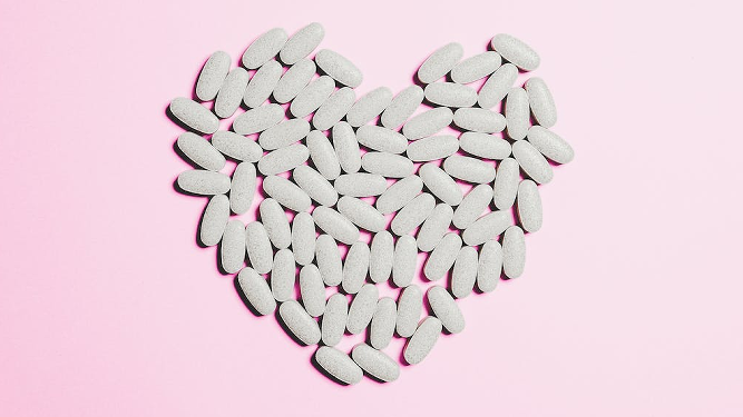 El bisoprolol es un medicamento usado para el tratamiento de la hipertensión y ciertas dolencias cardíacas