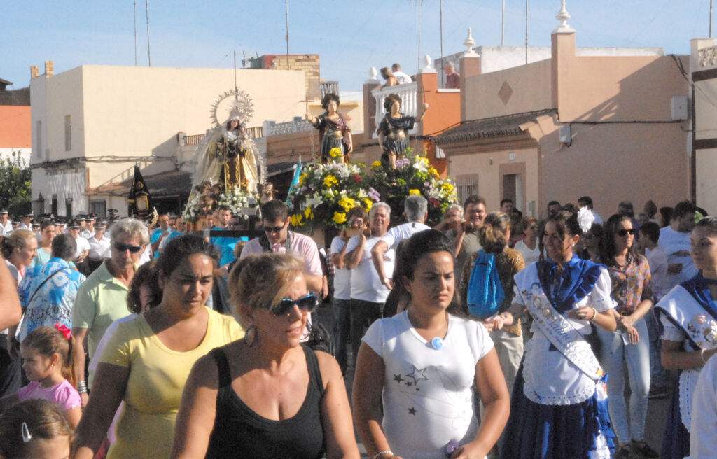 Con la Virgen del Carmen de Gallineras.