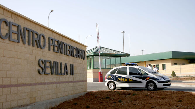 La prisión de Sevilla-II.