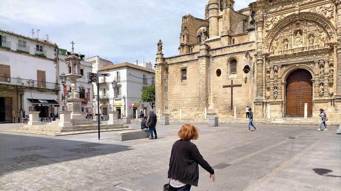 La primera fase consiste en restaurar la Puerta del Sol y la fachada de la Plaza de España.