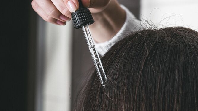Un estudio relaciona algunos productos de alisado de cabello con el cáncer de útero