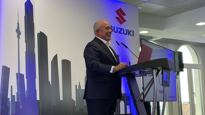López Frade, presidente de Suzuki Motor Ibérica, “nos enfrentamos a una crisis muy seria de movilidad”