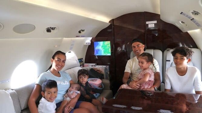 Cristiano Ronaldo, Georgina Rodríguez y sus hijos iniciarán una nueva vida lejos de Inglaterra.