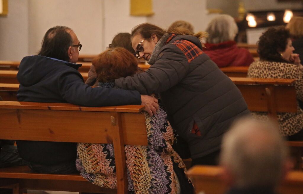 Fotos de la llegada de los restos mortales de Diego Valencia a la parroquia de La Palma en Algeciras
