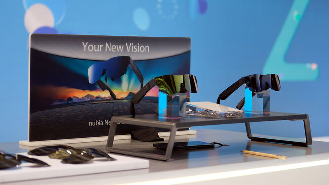 ZTE presenta las gafas de realidad aumentada Nubia Neovision Glass