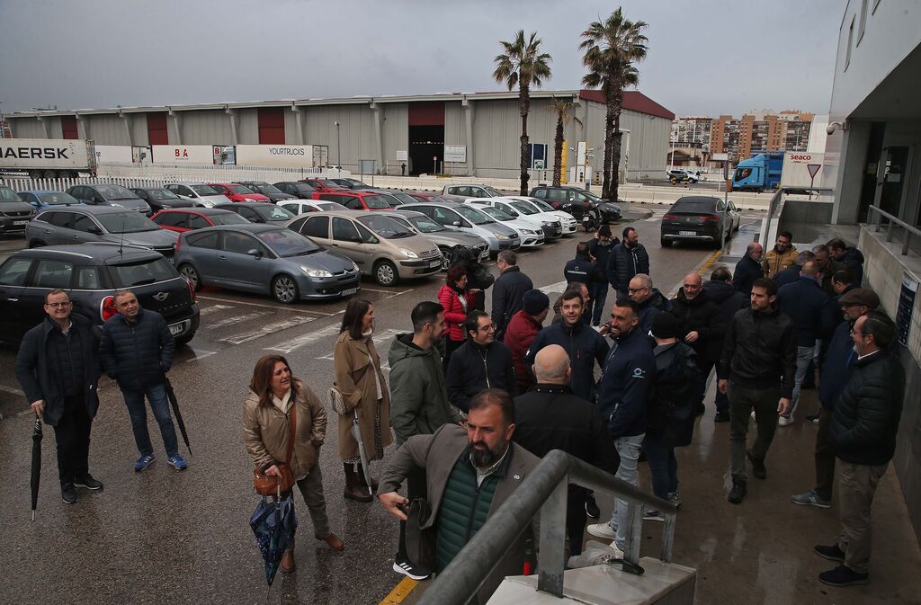 Fotos de la concentraci&oacute;n en el PIF del puerto de Algeciras